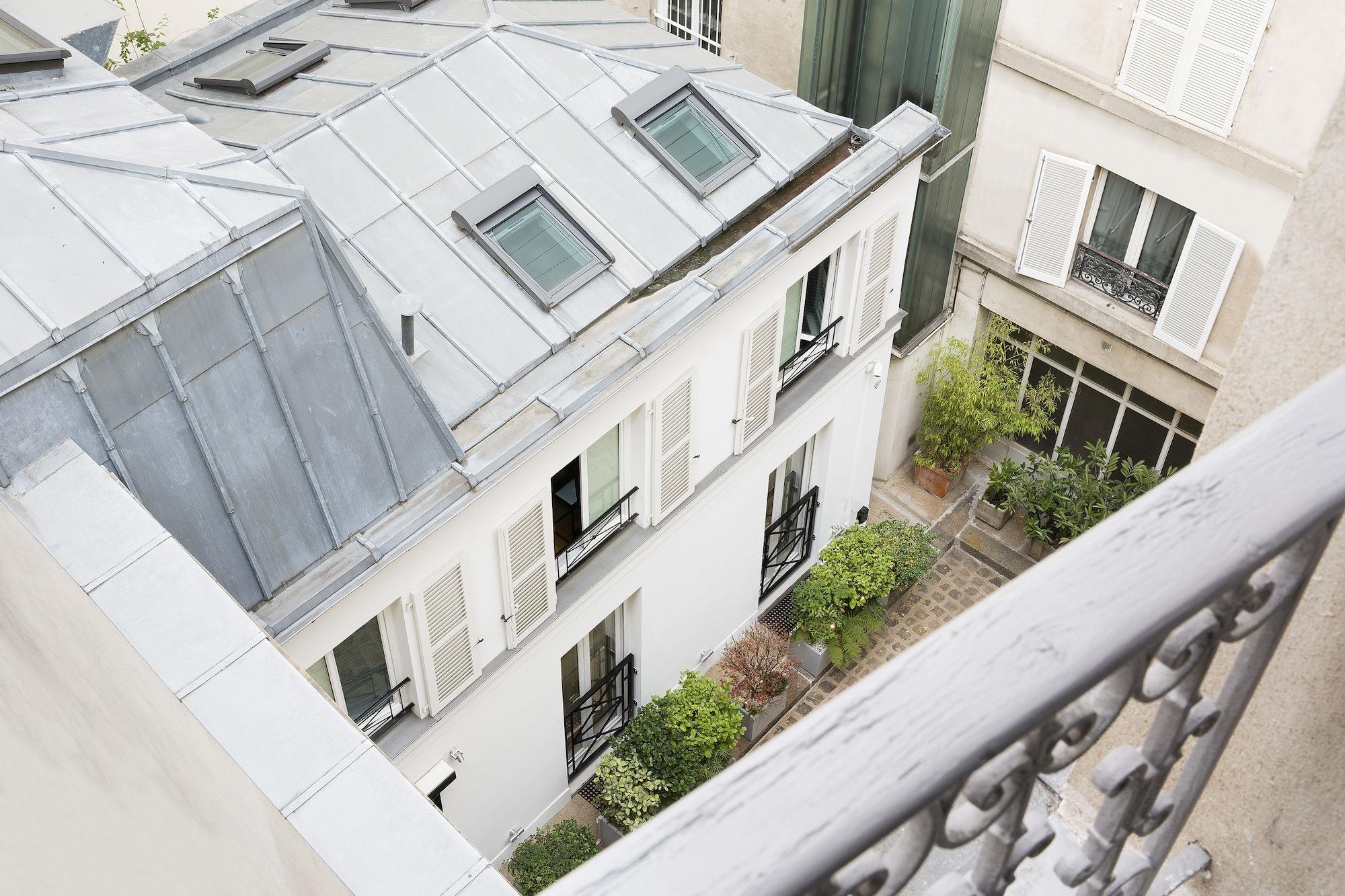 Hotel Le Marianne Paris Exterior foto
